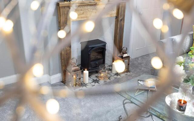 Stylish George Street Apartment