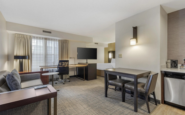 Sonesta ES Suites Fairfax Fair Lakes