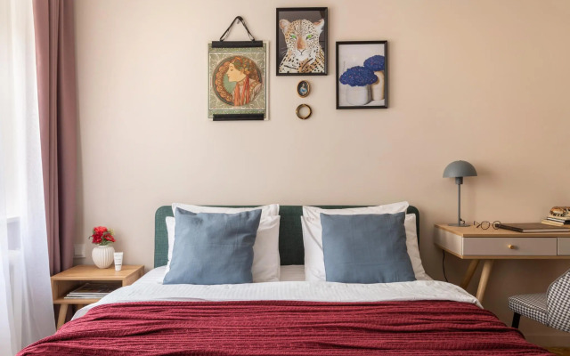 Апартаменты HISTORY (ХИСТОРИ)