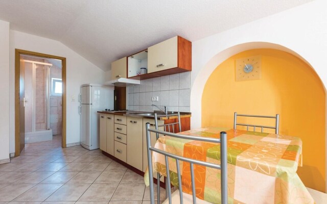 Amazing Home in Novi Vinodolski With Wifi and 5 Bedrooms