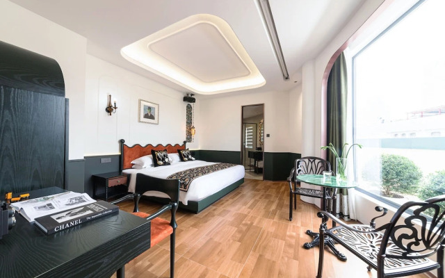 Vishan Garden Trendy Hostel