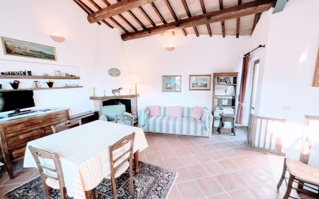Casetta - Sleeps 5 With Aircon, Wifi, Pool and Astounding Views