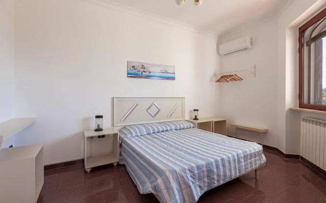 Tenuta San Cassiano with garden and pool