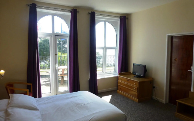 Esplanade Hotel