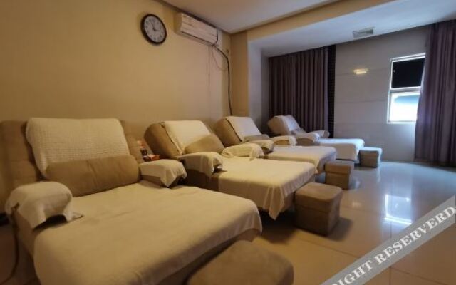 Zhongyang Holiday Hostel