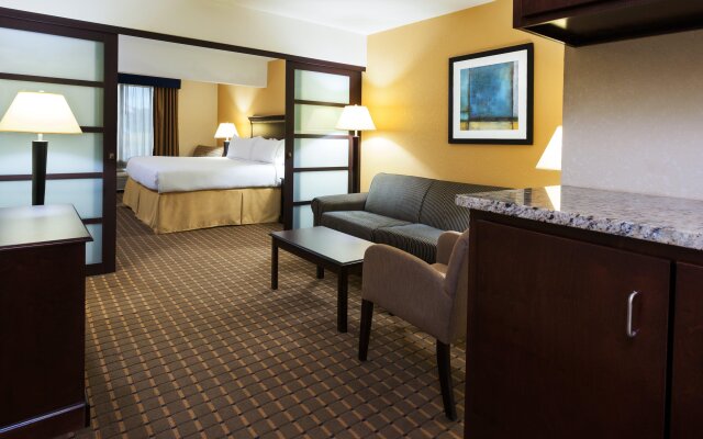Holiday Inn Express & Suites Allentown West, an IHG Hotel