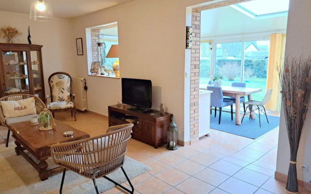 Comfortable Holiday Home Near the Beach, Landeda