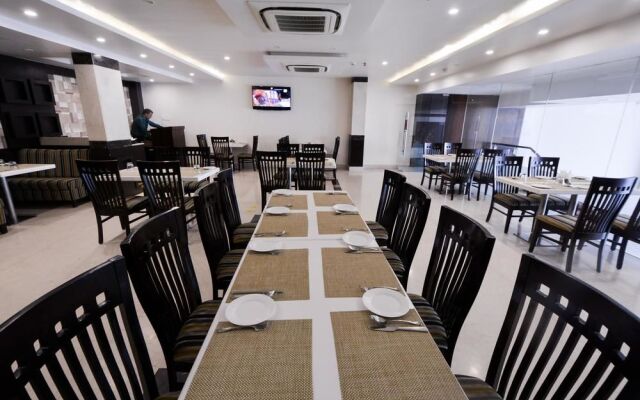 OYO 979 Hotel The Westinn