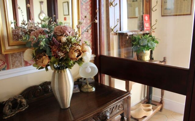 Carnalbanagh House