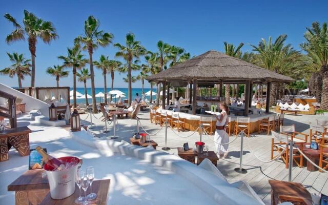 Ático En Exclusivo Complejo En La Playa De Vera