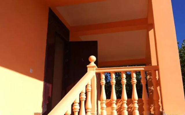 Nini Guest House