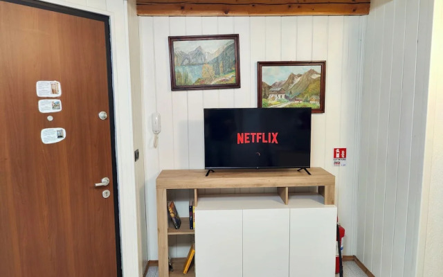 Quiet Two-room Apartment With Parking Space - Casa Montan