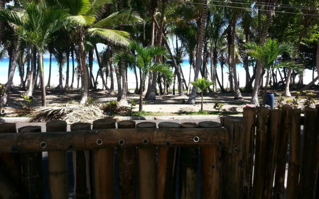 El Paraiso Perdido Beach Hotel