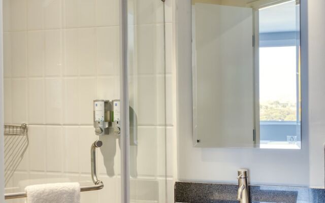 One Tuxtla Gutierrez