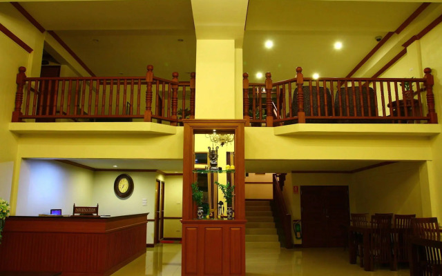 Phoothawee House