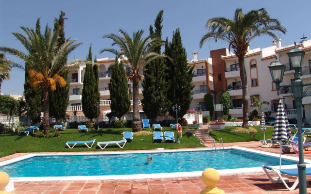 Crown Resorts Club La Riviera