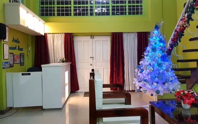 Asistin Transient House