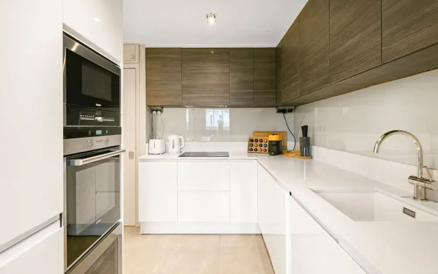 Knightsbridge Home Views Over Hyde Park