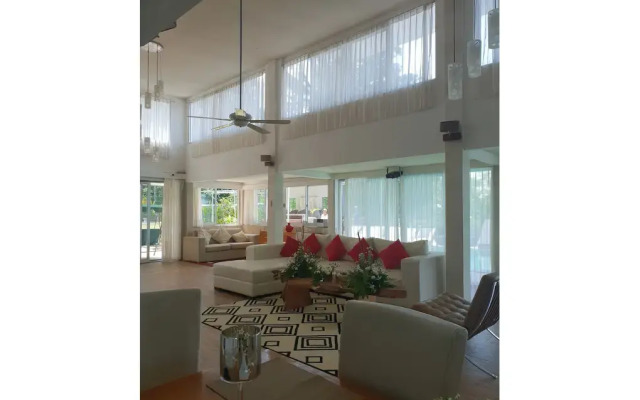 Villa Hati Indah