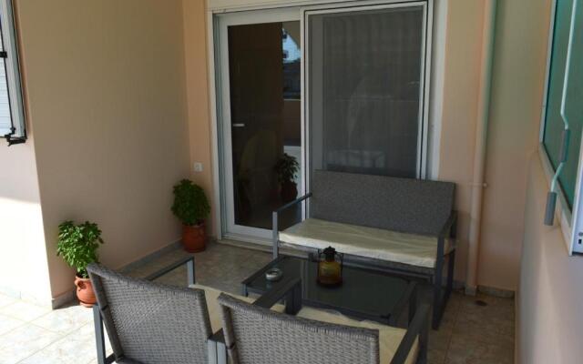 Roula's Apartment 1