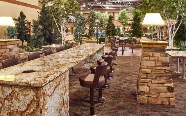 LivINN Suites Fridley