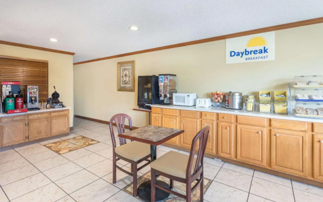 Howard Johnson Inn Ashburn