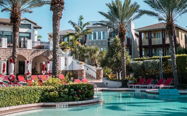 Marlin Bay Resort & Marina