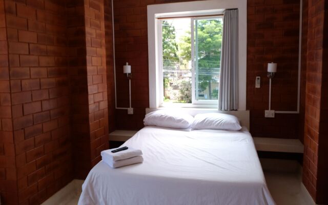 Changsova Hotel