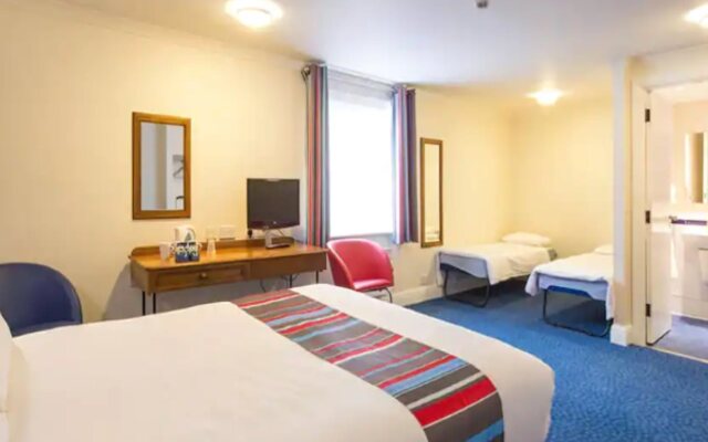 Travelodge Perth Central