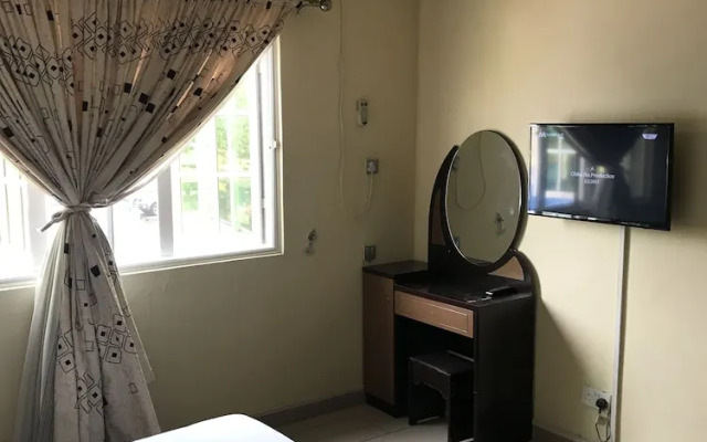 81 Division Officers Mess Apartment