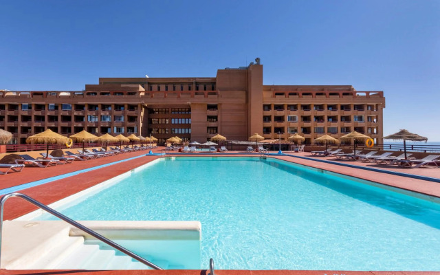 Las Palmeras Affiliated by FERGUS Hotel 