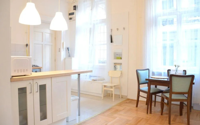 Rakoczi 17 Apartment