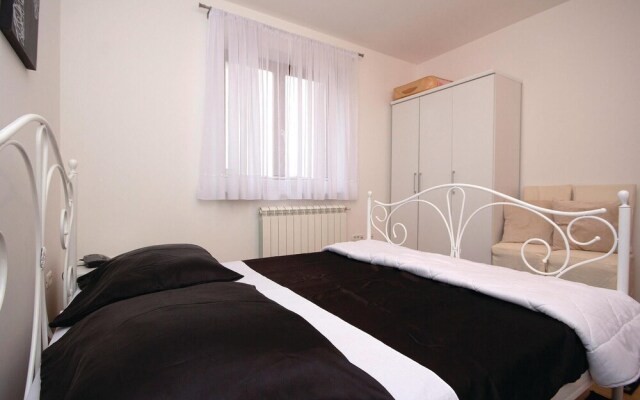 Amazing Home in Pula With Wifi and 2 Bedrooms