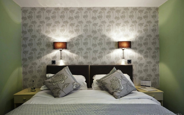Mercure Oxford Hawkwell House Hotel