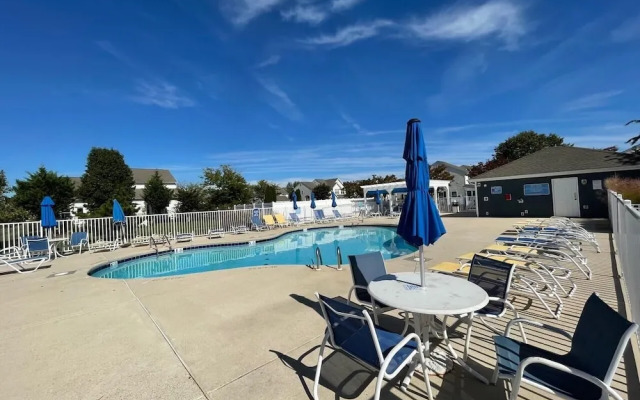 Simonton Court 20253