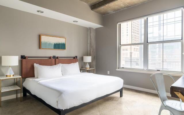 Austin Boutique 1BD 1BA Downtown Apartment