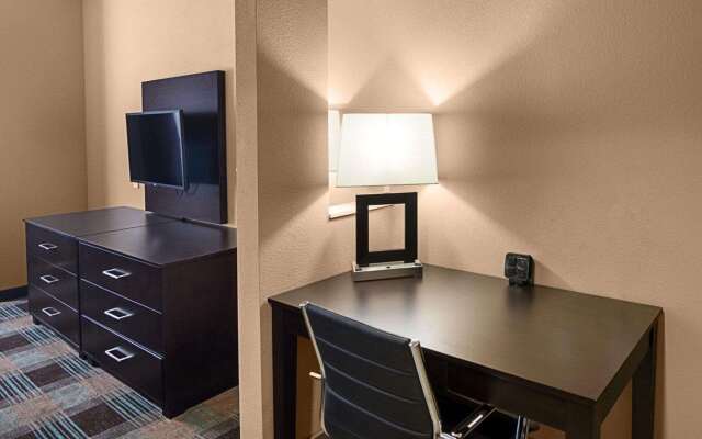 Comfort Suites Houston West at Clay Road