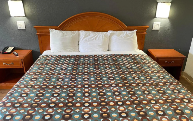 Budget Inn Greenville By Hotel O I-85