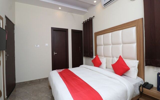 Oyo 23609 Hotel A S Residency