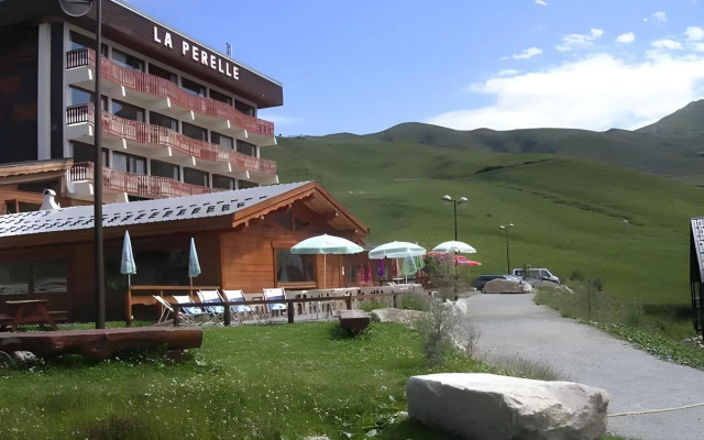 Hôtel La Perelle
