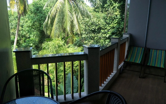 Lanta Intanin Resort