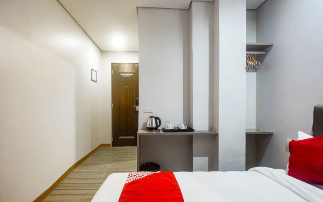 Oyo 241 Airo Hotel
