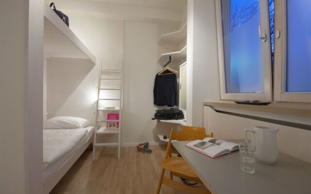 Room for Rent Aparthotel