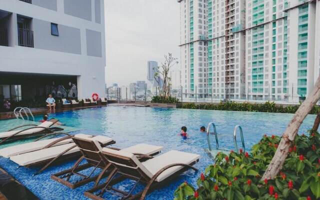 KYN Apartment Rivergate Residence