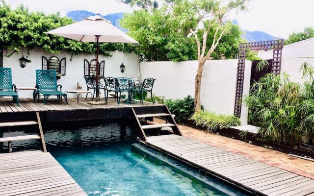 Harfield Guest Villa