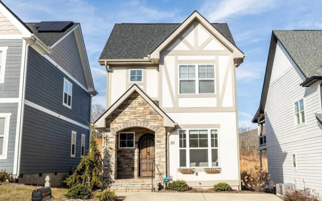 Gem in Heart of Black Mountain