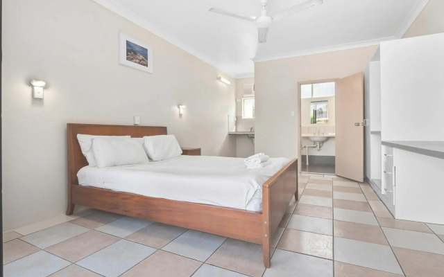 Hotel Tropiq