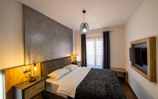 Apartments 28 Master Quart