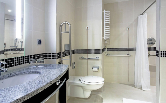 Hampton By Hilton Gdansk Airport