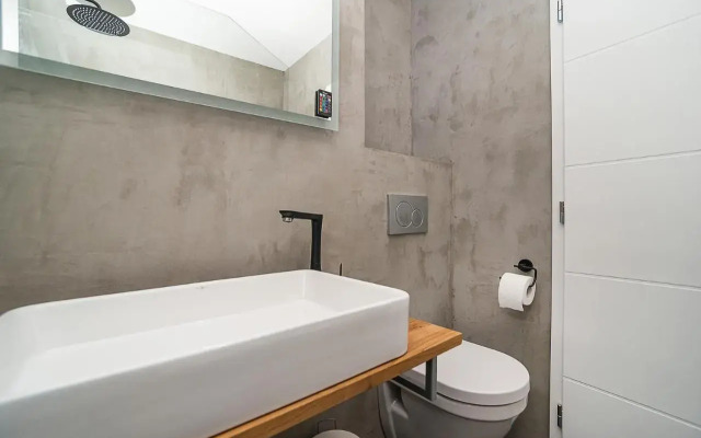 Big 4-bedroom flat, terrace with great Vítkov view
